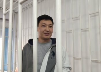 Атай Бейшенбек уулу айып изоляторуна 3 күнгө киргизилгени маалым болду