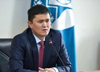 Орунтаев Асанбековго: «Мен кетемби же жокпу сиз чечпейсиз. Бул менин жеке чечимим болот»