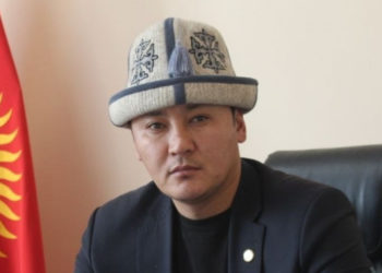 Чингиз Бапаев Каракол шаарынын мэри болуп дайындалды