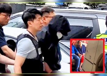 Асманда учуп бара жаткан учактын эшигин ачып жиберген жүргүнчү кармалды