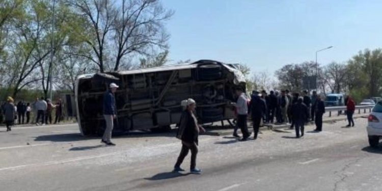 «Манас» аэропортуна бараткан жолдогу кырсык. Комада жаткан окуучунун абалы айтылды