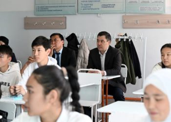 Пландан тышкары… Садыр Жапаров бүгүн сабакка катышты