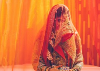 Индияда жигит жубайынын себине кондиционер кошулбаганын билген соң сабап салган