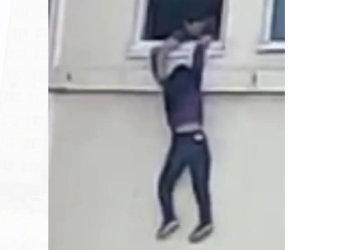 Бишкекте 19 жаштагы кыз 6-кабаттан секирүүгө аракет кылды (видео)