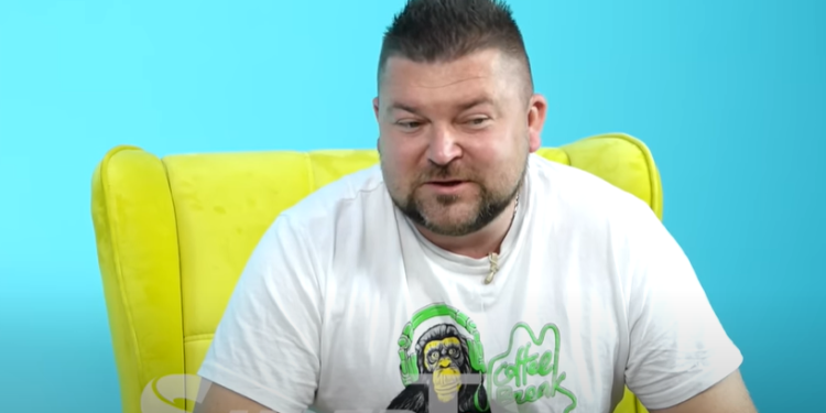 Блогер Владислав: «Мектепте орус тил сабагынан 3, кыргыз тилден 5 алчумун»