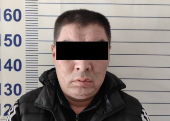 Ысык-Көлдө «Кумтөргө» жумушка киргизем» деп акча алып, из жашырган шектүү кармалды