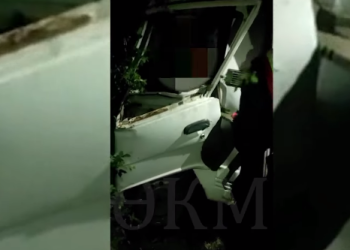 Чүйдө айдоочу рулга ээ боло албай бакты сүзүп, буту кыпчылып калган (видео)