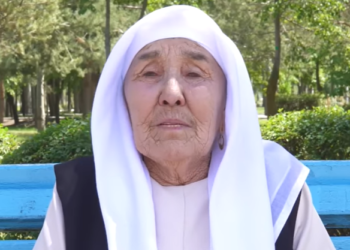 Равшан Жээнбековдун кайненеси Садыр Жапаров менен Камчыбек Ташиевге кайрылды