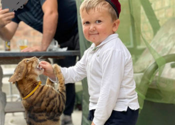 Блогер Хасбик үйлөнүү той учурунда кармалып, полицияга жеткирилди