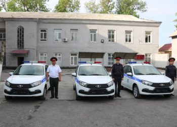 Жалал-Абад ОИИБде жаңы кызматтык унаалар 3 бөлүмгө тапшырылды