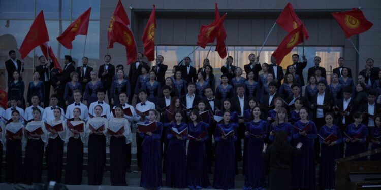 «Байге фонду 1 миллион сом». Өлкөдөгү хор коллективдердин арасында сынак өтөт