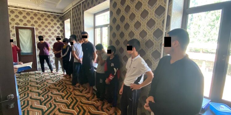 Сузакта 2 медресе эч кандай уруксатсыз иштеп жаткан