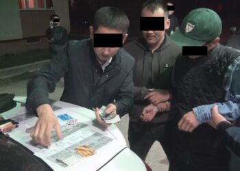 Акча талап кылган деген шек менен Миң-Булак айыл аймагынын башчысы кармалды