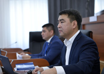 «Билим берүү жөнүндөгү» мыйзам долбоору биринчи окууда жактырылды