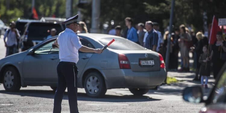 21-23-июнь күндөрү кечкисин өспүрүмдөр жүргөн бардык унаалар текшерилет