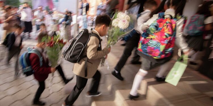 1-класска электрондук каттоодо 90 миңден ашуун бала кабыл алынды