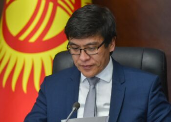 Жогорку Кеңеш Эдил Байсаловду кызматтан бошотуу сунушун президентке жөнөттү