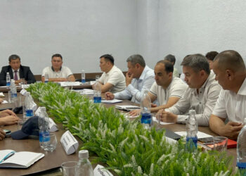 Бишкекте шаар тургундарын суу менен камсыздоо маселеси талкууланды