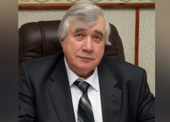 КРСУнун ректору Владимир Нифадьев кызматтан кетип жатат