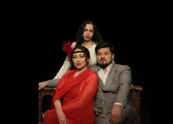 Кыргыз драма театры акыркы спектаклин көрсөтөт