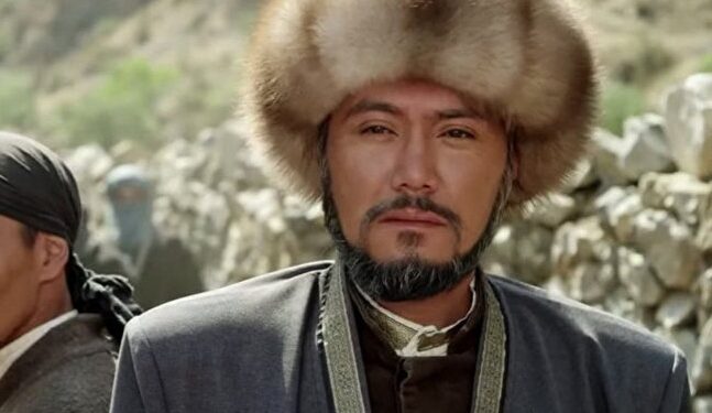 «Азизим менин, сен дайым жүрөгүмдөсүң!» Азиз Мурадиллаев көзү тирүү болсо 45 жашка чыкмак (видео)