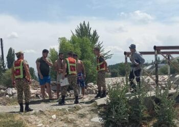 Кара-Суу районунда ажатканага түшүп кеткен эки аял куткарылды