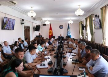 Курулуш компаниялар Бишкектин айрым жолдорун салуу үчүн жардам бермей болушту