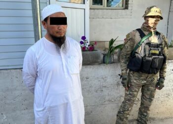 Экстремисттик уюм түзүүгө шектелип 15 жаран милиция бөлүмүнө жеткирилди