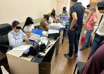 «Кумтөрдүн» олчойгон акчасы жеке бизнеске… Жаратылышты өнүктүрүү фондунун директору кармалды