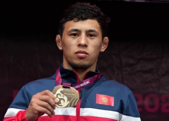 Бекзат Алмаз уулу жаштар арасында Азиянын чемпиону болду