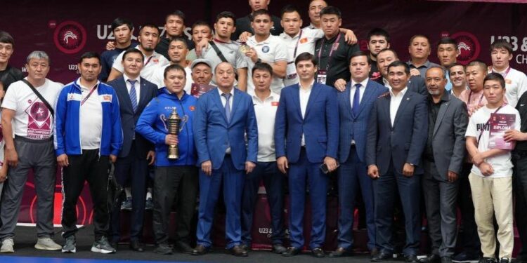 Азия чемпионаты (U23): Эркин күрөш боюнча улуттук курама команда 2-орунду ээледи