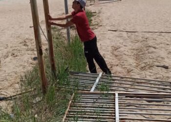 Чолпон-Атанын пляждарындагы тосмолордун дээрлик 90 пайызы алынды