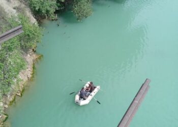 Таш-Көмүрдө 7 жашар бала беш күндөн бери изделүүдө