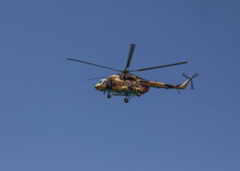 Орусиядан сатып алынган аскердик тик учак Кыргызстанга жеткирилди