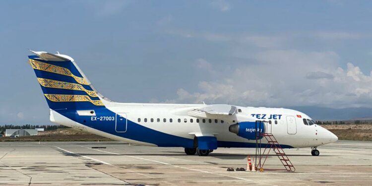 Быйылкы көл сезонунда Оштон Тамчыга алгачкы аба каттамы учуп барды