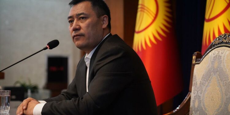 Садыр Жапаров: «Мыйзам бузган же пара талап кылган ким болбосун, андайларды биз кечирбейбиз»