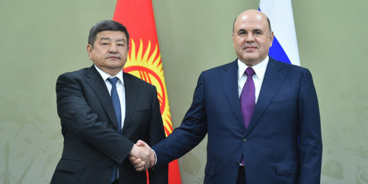 Жапаров менен Мишустин сүйлөшүүлөрдү жүргүздү. Эмне жөнүндө сөз болду?