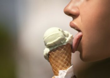 ӨКМ шашылыш билдирүү таратты: Бүгүн да мээ кайнаткан ысык болот