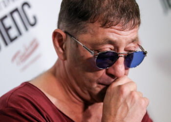 Казакстанда орусиялык ырчы Григорий Лепстин концерти өтпөй турган болду