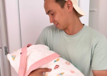 Блогерлер Нуркул менен Мадалена кыздуу болушту