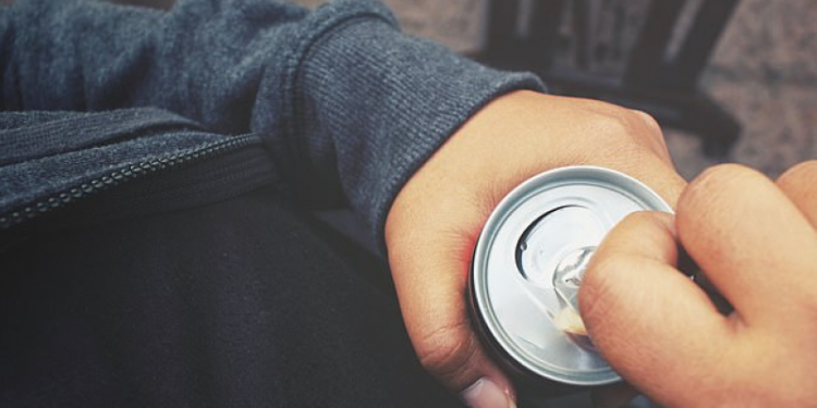 Төрт жыл бою энергетик ичкен казакстандык реанимацияга түштү