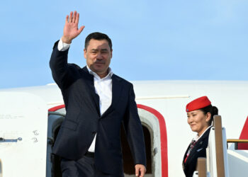 Садыр Жапаров жумушчу сапары менен Сауд Арабияга барат