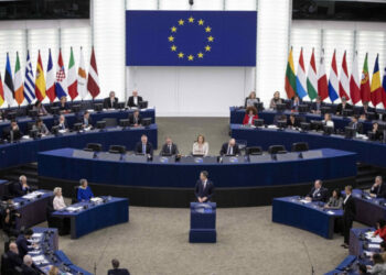 Европарламентте Кыргызстандагы маалымат каражаттарына жана сөз эркиндигине карата кысым талкуу болду