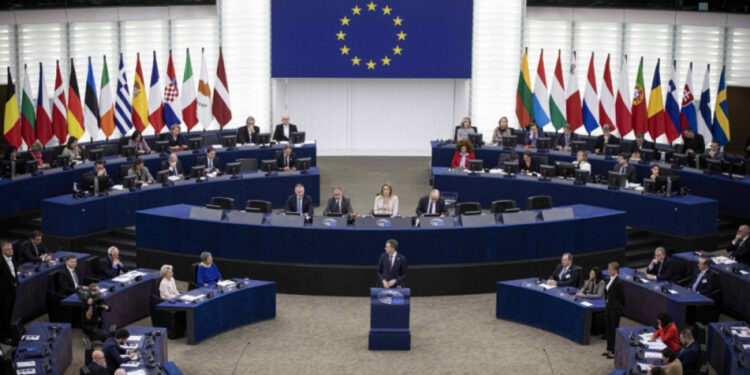 Европарламентте Кыргызстандагы маалымат каражаттарына жана сөз эркиндигине карата кысым талкуу болду