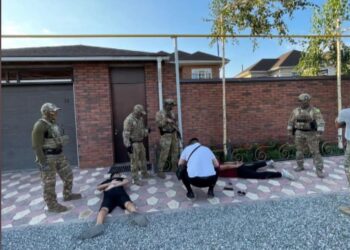 760 миң долларды ээлеп алган… Казакстанда издөөдө жүргөн жаран Бишкекте кармалды