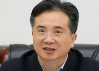 Кытайда пара алган аткаминер өлүм жазасына кесилди