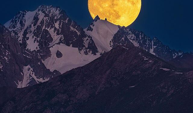 Казакстандык фотограф Айдын укмуштуудай кооз сүрөттөрүн жарыялады