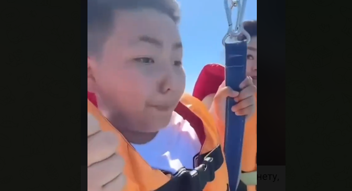 Ысык-Көлдө «акула жебейби?» деген казакстандык өспүрүмдүн видеосу тарады