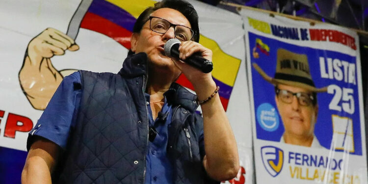 Эквадордо президенттикке талапкер митингден кийин өлтүрүлдү (видео)