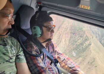 Акылбек Жапаров Миң-Куш айылындагы уулуу калдыктарды сактоочу жайларды рекультивациялоо иштери менен таанышты